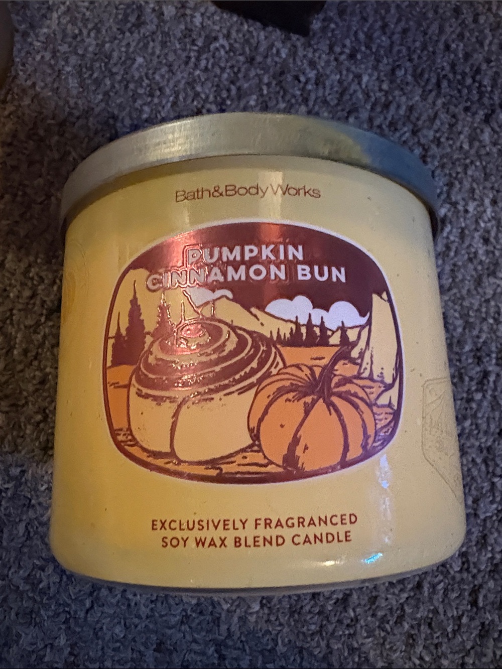Bath & Body Works Pumpkin Cinnamon Bun Soy Wax Candle - Yellow & Orange Label